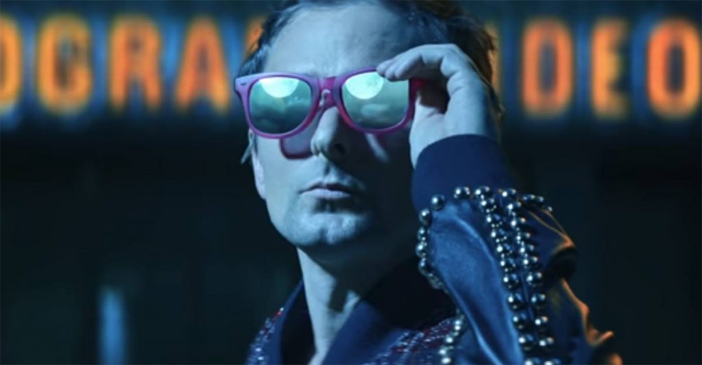 "Muse" представили сюрреалистический клип на песню «Something Human»