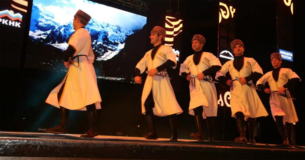 Альбина и Фати Царикаевы приняли участие в Московском фестивале культуры народов Кавказа