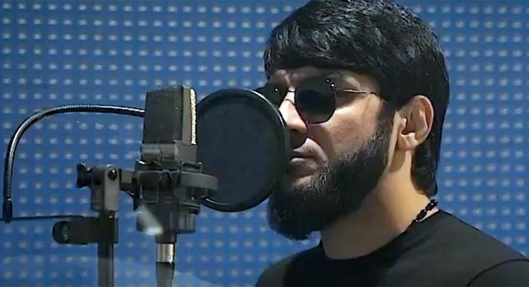Ислам Итляшев представил фрагмент новой песни «Сын» Как пообещал популярный