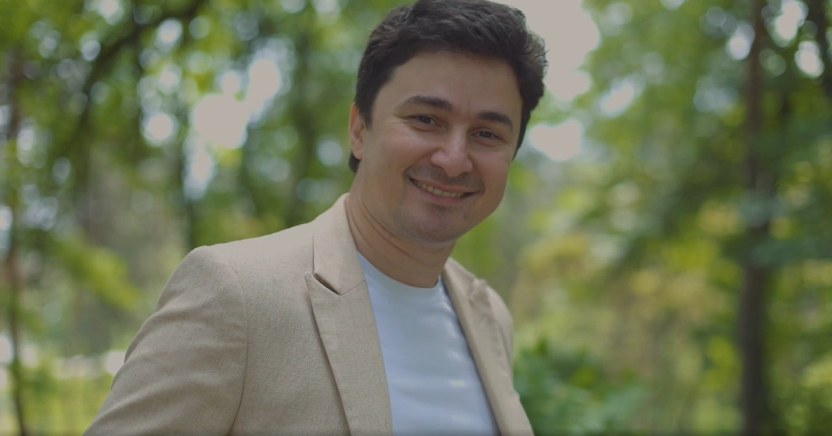 Вышел видеоклип на песню Джамала Теунова «Карие глаза»