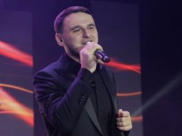 The video version of the concert in Nalchik of the famous singer Rustam Nakhushev was released on YouTube