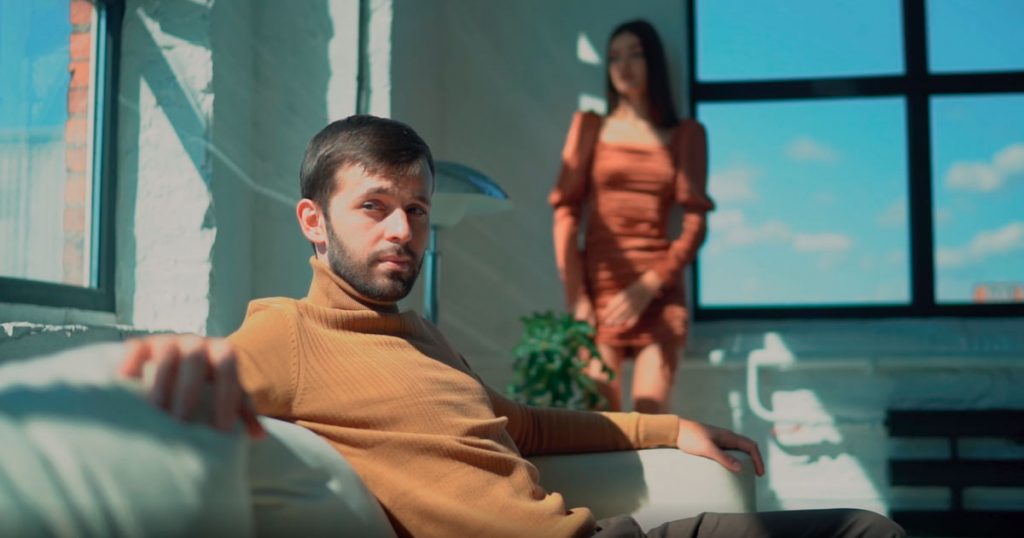 Руслан Шанов рассказал о расставании в клипе на песню "Я любил"