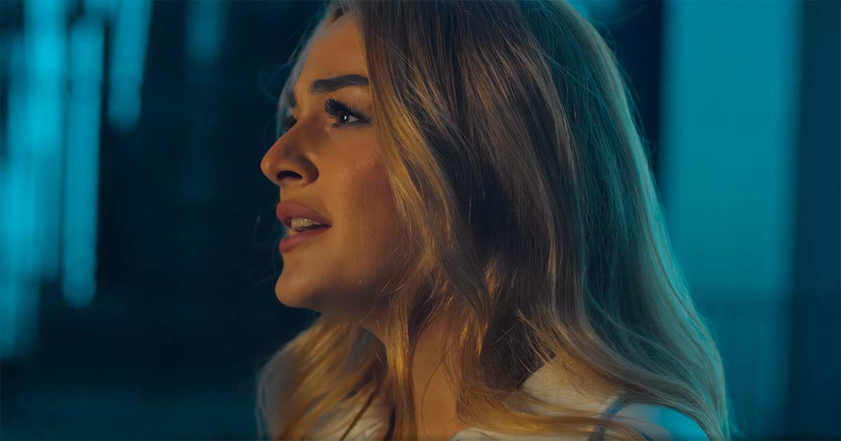 Вышел новый проникновенный сингл Зульфии Чотчаевой "Мама, не ругай!" и видео на него