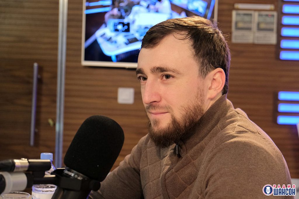 Султан Лагучев дал интервью в программе «Звёздный Завтрак» на «Радио Шансон»